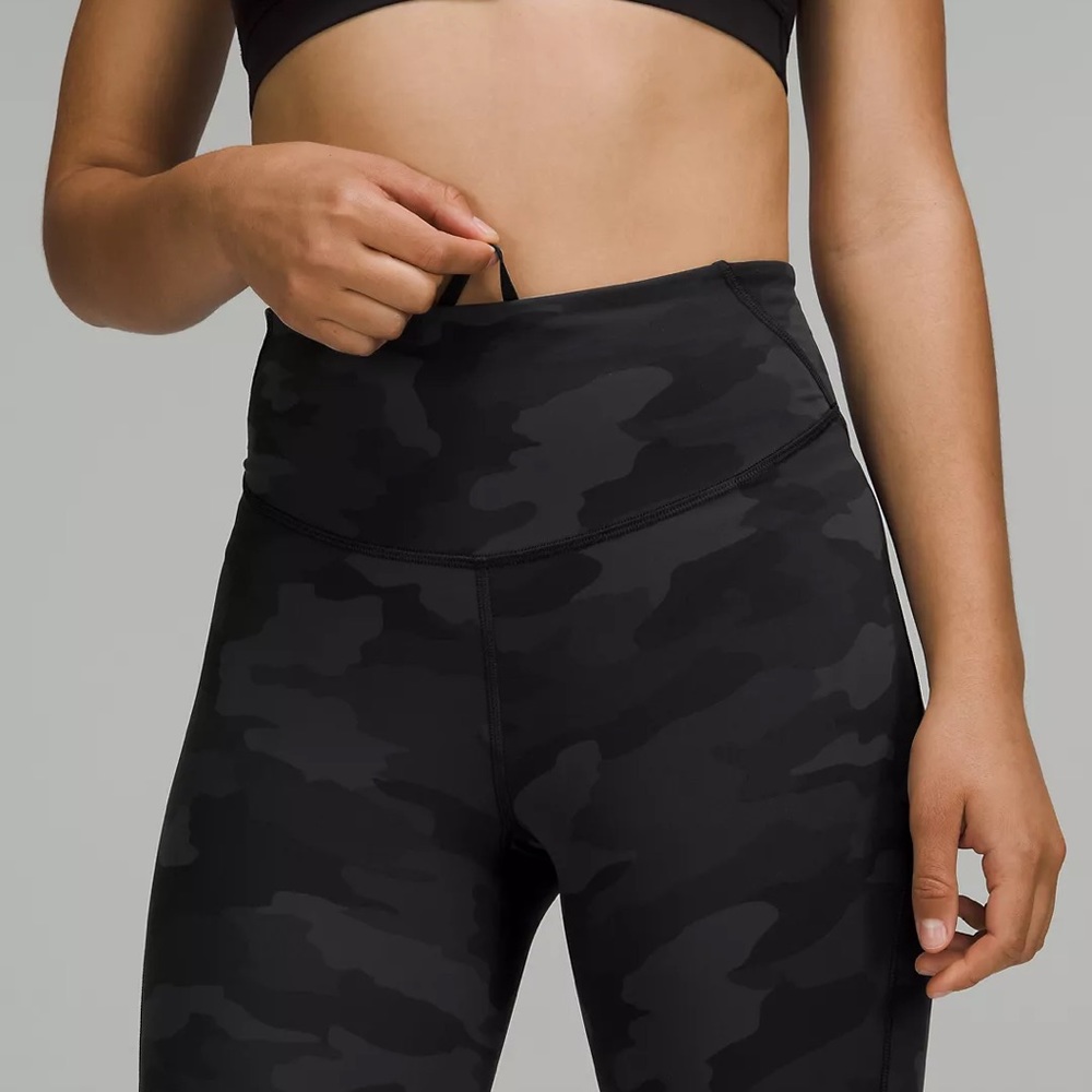 Lululemon Base Pace High-Rise Tight 25"